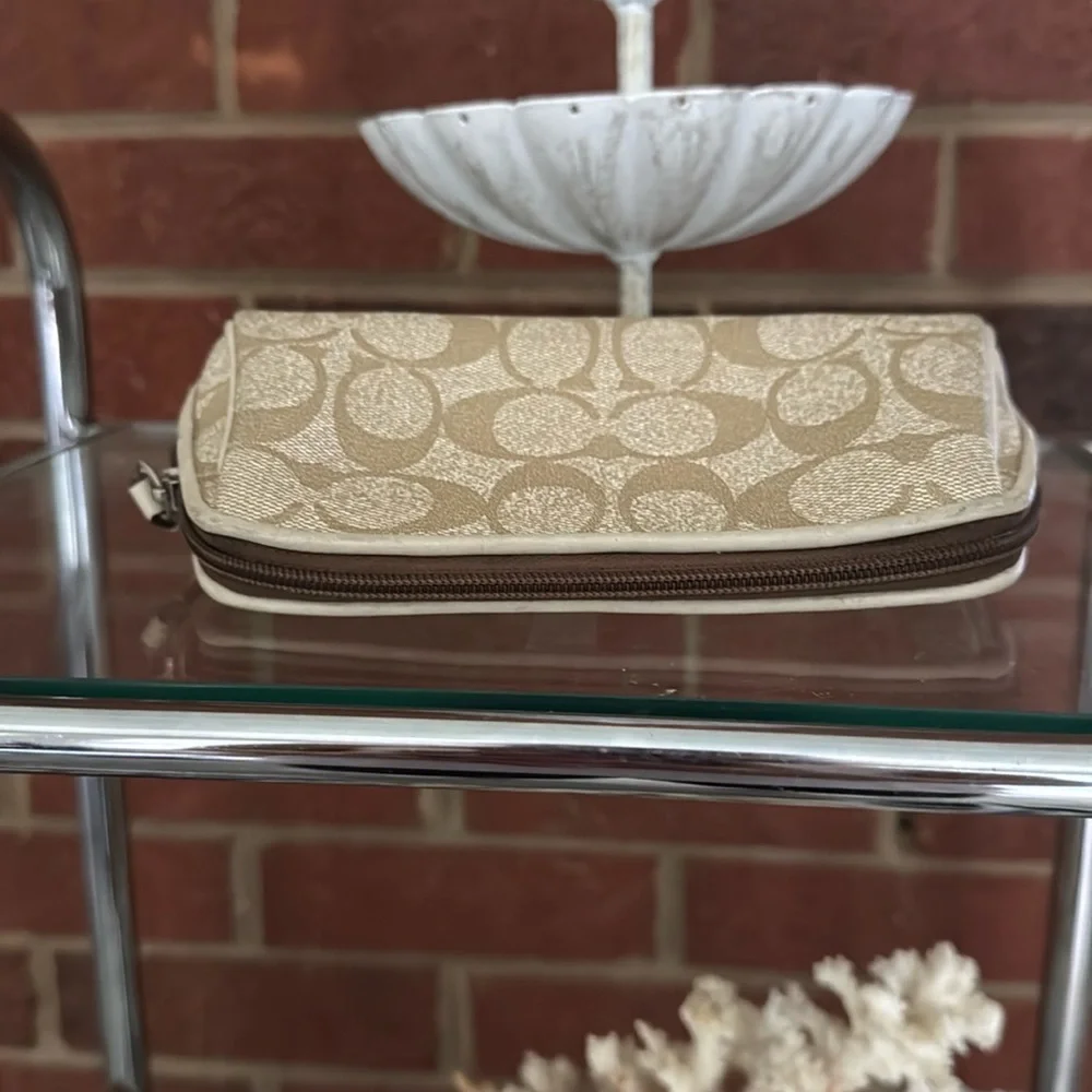 Coach Tan and Pink Wallet with Signature Monogram - Picture 3 of 6